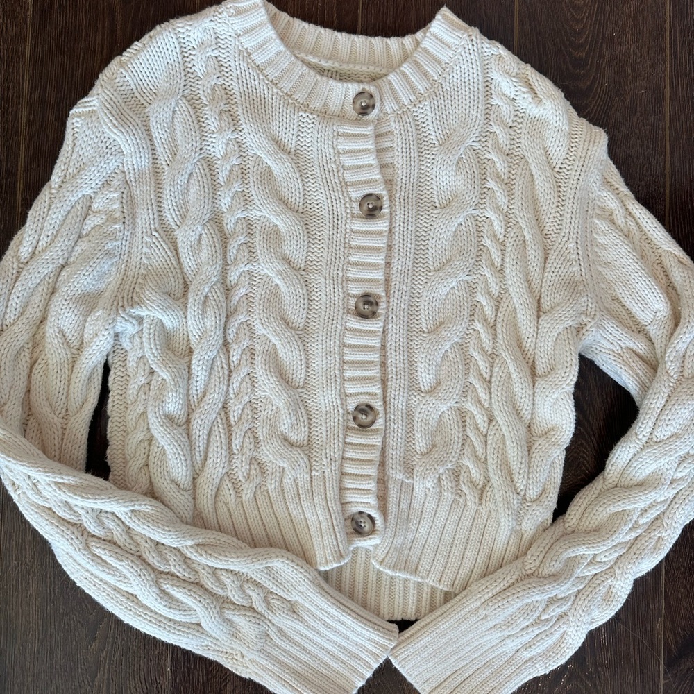 Abercrombie & Fitch Cream Cable Knit Cardigan
